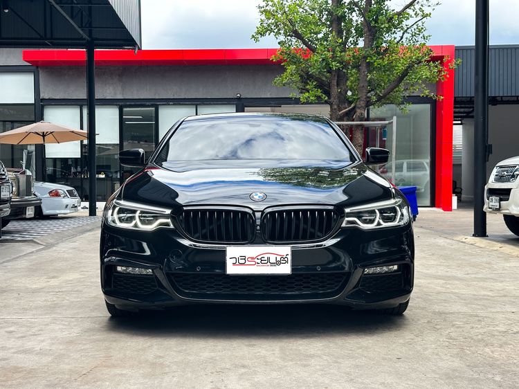 BMW Series 5 2017 530i Sedan เบนซิน เกียร์อัตโนมัติ ดำ รูปที่ 2