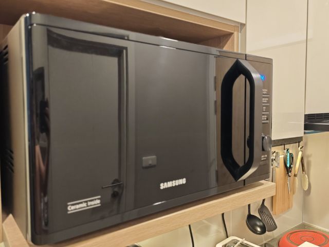Samsung 23L Microwave