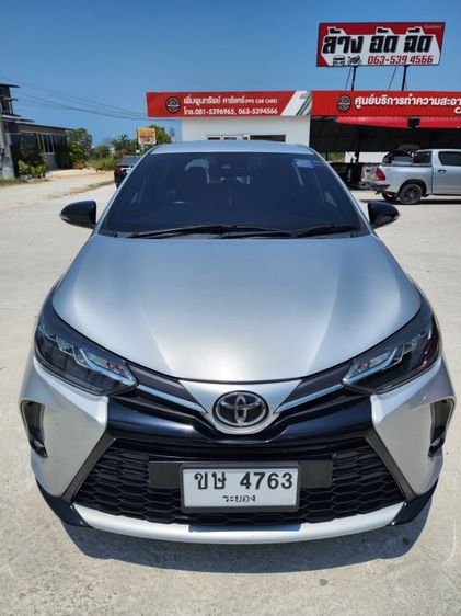 Toyota Yaris 2020 1.2 Sport Premium Sedan เบนซิน เกียร์อัตโนมัติ บรอนซ์เงิน รูปที่ 2