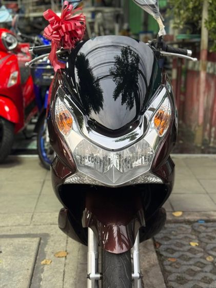 Pcx150 สีน้ำตาล-ดำ ปี 57 รถบ้านใช้เอง รูปที่ 2