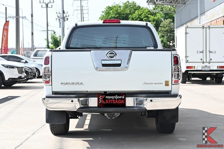 Nissan BIG-M FRONTIER NAVARA 2013 2.5 Calibre Pickup ดีเซล ไม่ติดแก๊ส เกียร์ธรรมดา ขาว รูปที่ 4