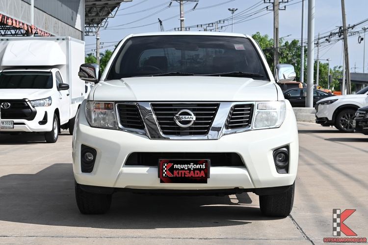Nissan BIG-M FRONTIER NAVARA 2013 2.5 Calibre Pickup ดีเซล ไม่ติดแก๊ส เกียร์ธรรมดา ขาว รูปที่ 2
