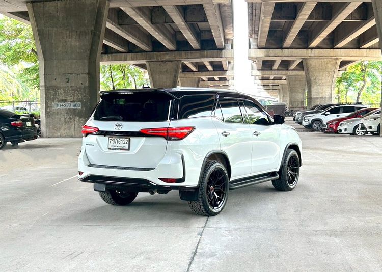 Toyota Fortuner 2026 2.4 Legender Utility-car ดีเซล ไม่ติดแก๊ส เกียร์อัตโนมัติ ขาว รูปที่ 2