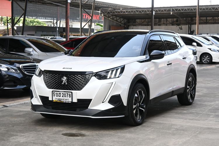 รถ Peugeot 2008 1.2 Allure สี ขาว