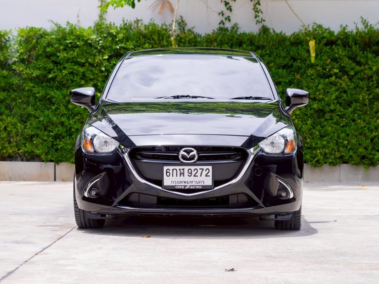 Mazda Mazda 2 2017 1.3 High Connect Sedan เบนซิน ไม่ติดแก๊ส เกียร์อัตโนมัติ ดำ รูปที่ 2