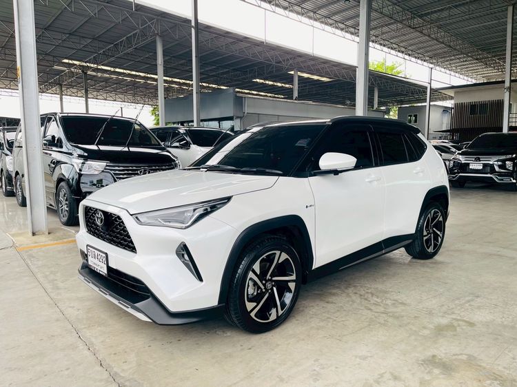 รถ Toyota Yaris Cross 1.5 HEV Premium Luxury สี ขาว