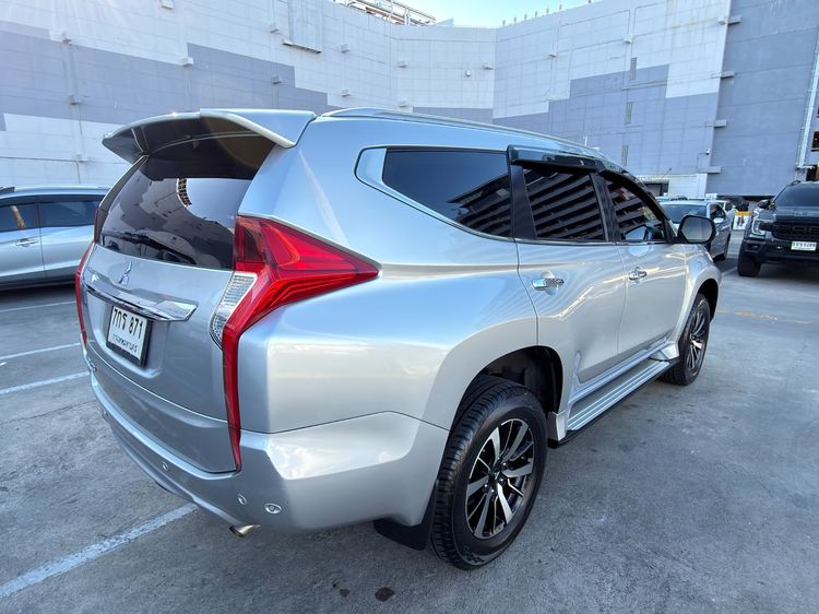 Mitsubishi Pajero Sport 2018 2.4 GT Premium 2WD Utility-car ดีเซล ไม่ติดแก๊ส เกียร์อัตโนมัติ บรอนซ์เงิน รูปที่ 4
