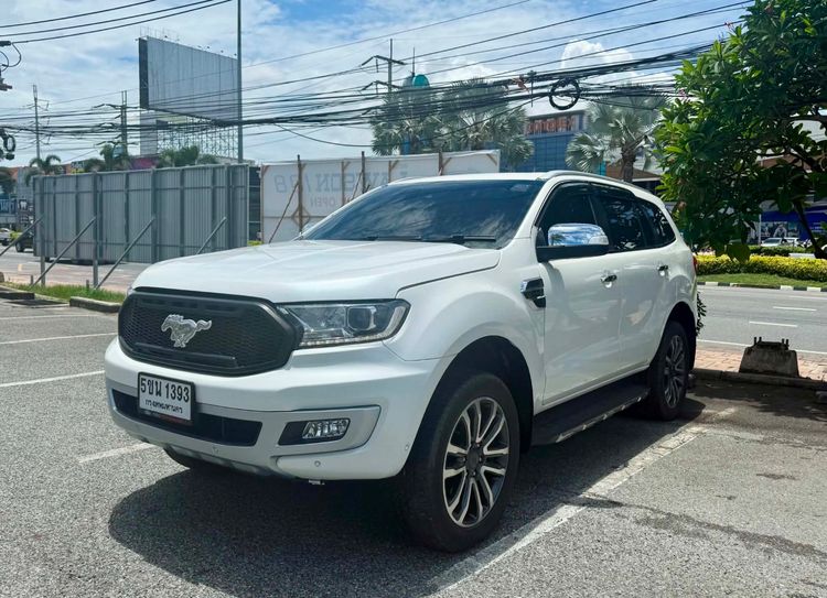 Ford Everest 2023 2.0 Bi-Turbo Titanium+ Utility-car ดีเซล เกียร์อัตโนมัติ ขาว รูปที่ 4