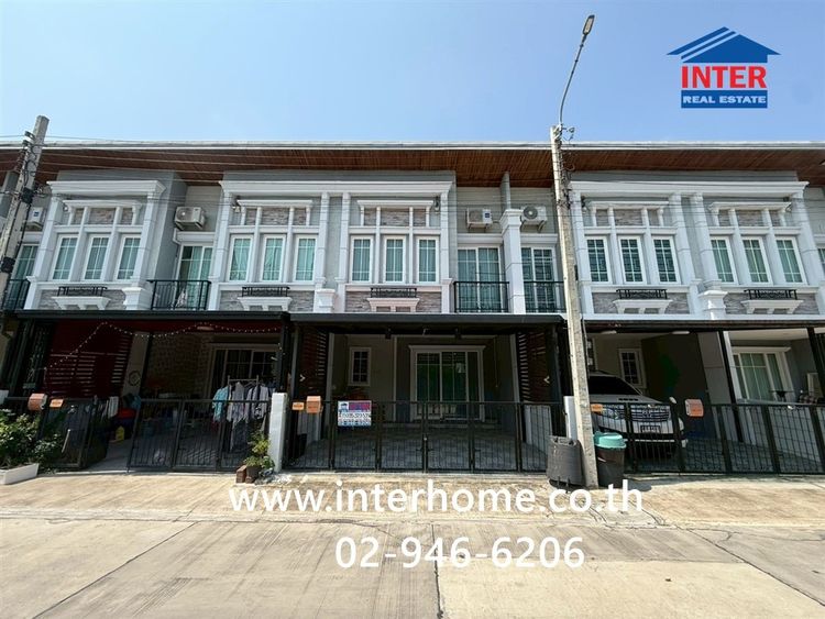 ทาวน์เฮ้าส์ 2 ชั้น 19 ตร.ว. หมู่บ้านโกลเด้น ทาวน์3 บางนา-สวนหลวง ซอยกาญจนาภิเษก48 ถนนเฉลิมพระเกียรติ ร.9 ถนนกาญจนาภิเษก เขตประเวศ กรุงเทพ