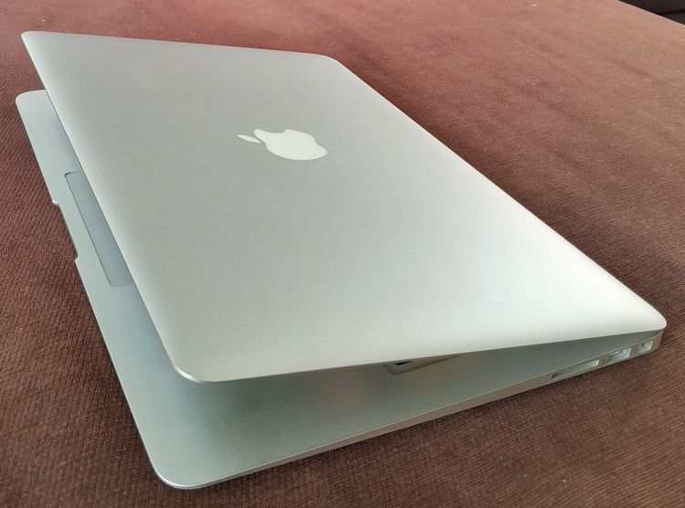 Apple MacBook Air 13.3 CPU Core i5  1.4GHz Ram 4 GB  SSD 128GB รูปที่ 5