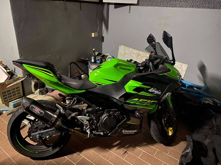 Ninja 400