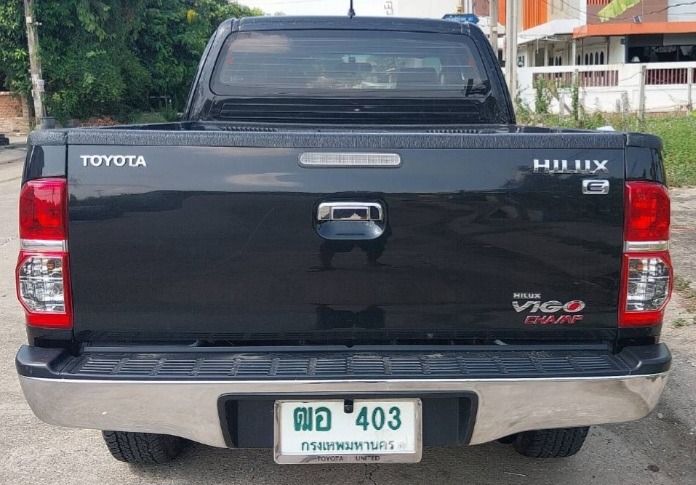 Toyota Hilux Vigo Champ 2013 Smart Cab 2.5 E VNT Prerunner Pickup ดีเซล ไม่ติดแก๊ส เกียร์ธรรมดา ดำ รูปที่ 4