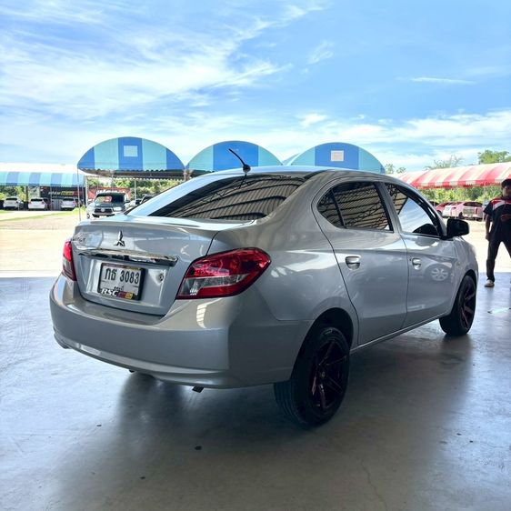Mitsubishi Attrage 2018 1.2 GLX Sedan เบนซิน ไม่ติดแก๊ส เกียร์อัตโนมัติ บรอนซ์เงิน รูปที่ 2