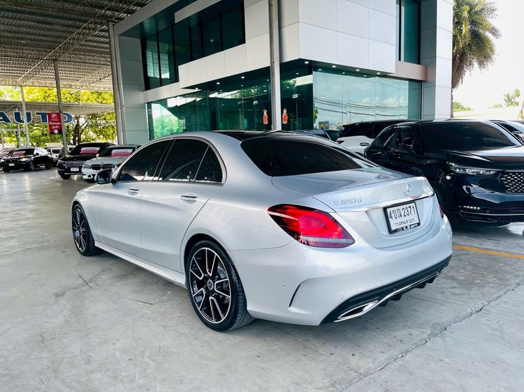 Mercedes-Benz C-Class 2020 C220 Sedan ดีเซล เกียร์อัตโนมัติ บรอนซ์เงิน รูปที่ 4
