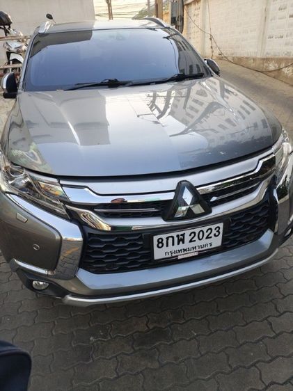 รถ Mitsubishi Pajero Sport 2.4 GT Premium สี เทา