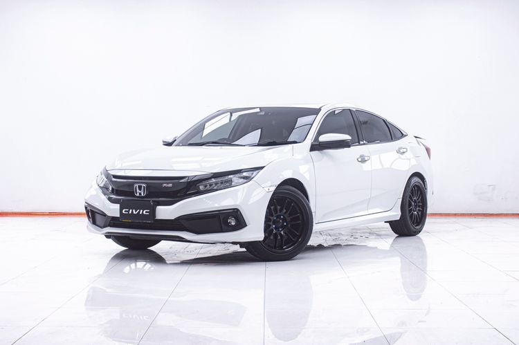 รถ Honda Civic 1.5 Turbo RS สี ขาว