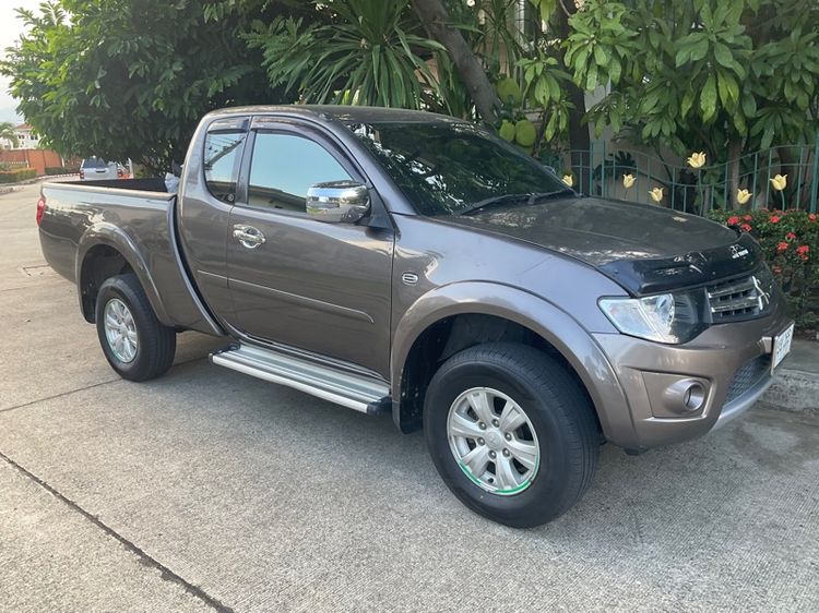 รถ Mitsubishi Triton 2.5 Plus GLS VG Turbo สี น้ำตาล