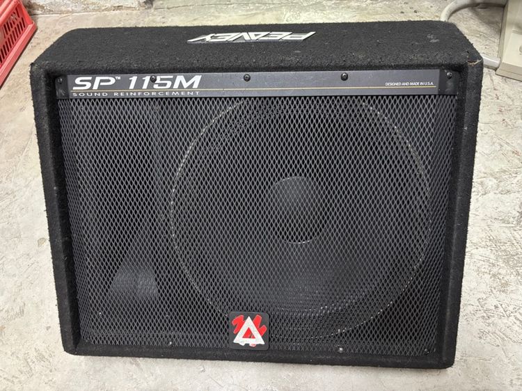  ลำโพง MONITOR 15 นิ้ว พีวี่ USA สภาพสวยเดิมๆ แหลมใหญ่เสียงแน่นอนครับมีใบเดียวครับรับเองนะครับหนักมากครับผม