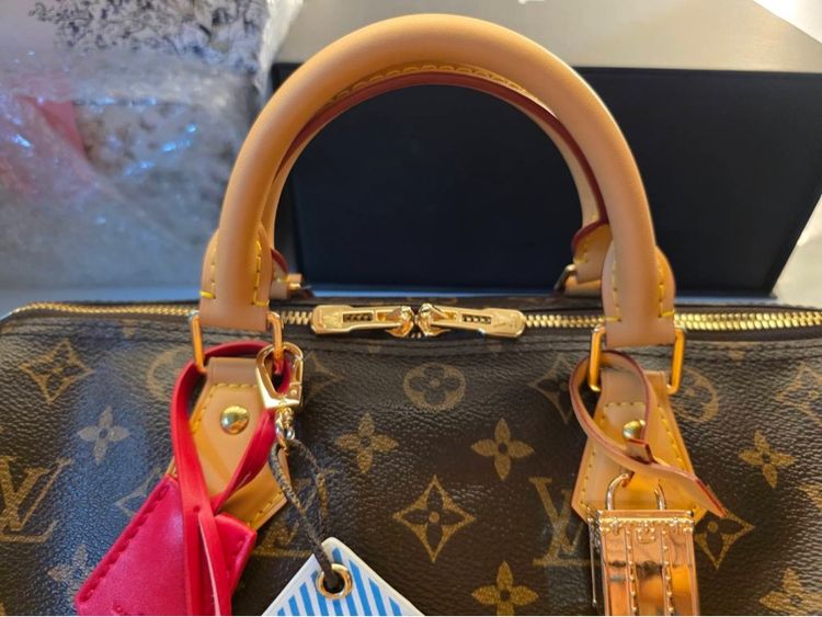 lv speedy 30 เป็นรุ่นลิมิเต็ด ใบนี้ ฝังชิพ รูปที่ 7