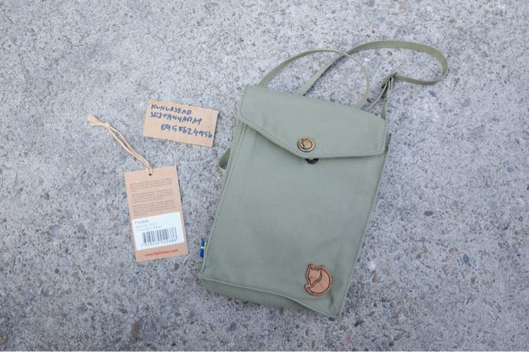 ไม่ระบุ ผ้าใบ ขายกระเป๋า Fjallraven Pocket สีเขียว Cool Green ผ้า G-1000 แท้จากสวีเดน
