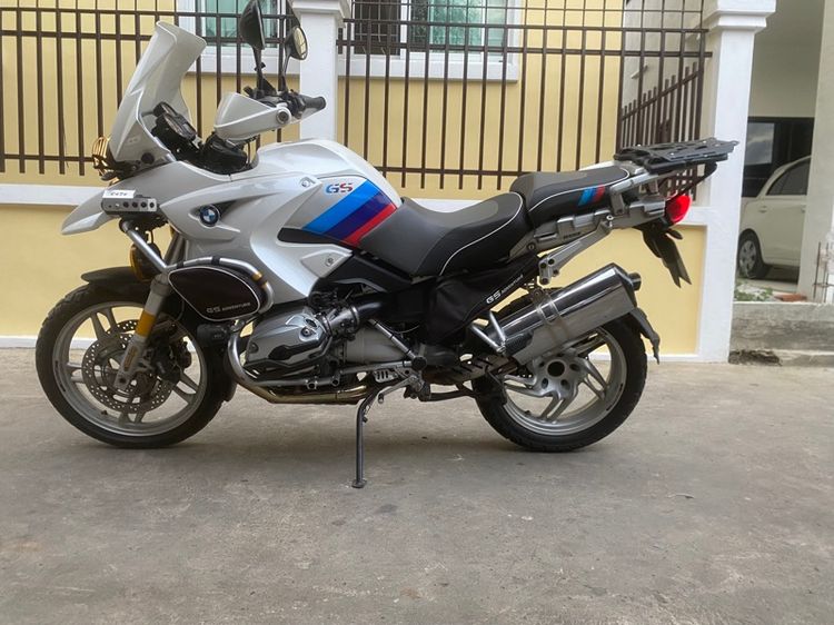 GS 1200