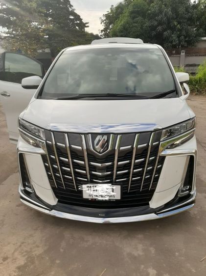 รถ Toyota Alphard 2.4 SC สี ขาว