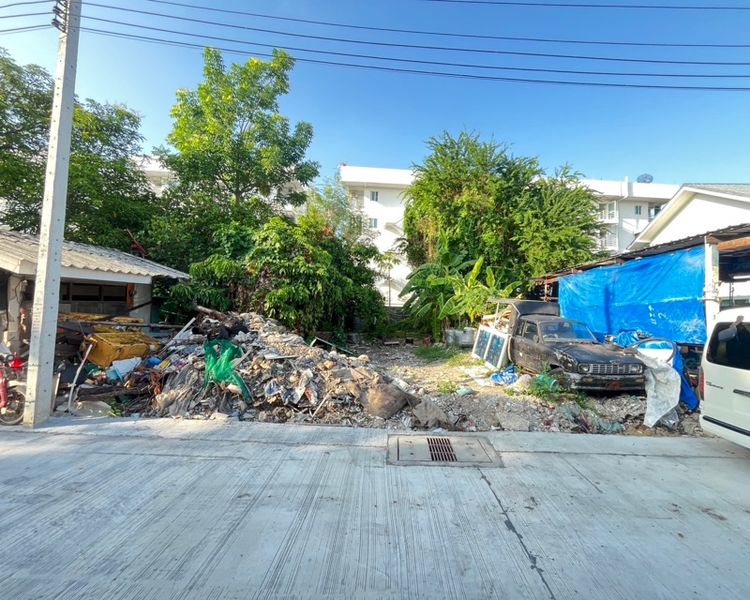 ไม่ใช่ ที่ดิน 54 ตรว รูปที่ 2