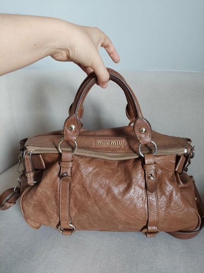 กระเป๋า Miu Miu โบว์สีน้ำตาล