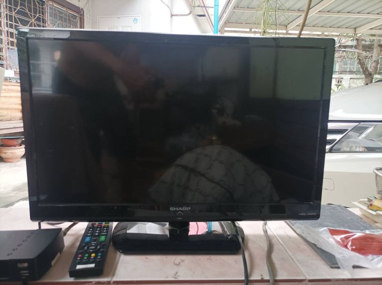 SHARP led tv 24 นิ้ว  ทำจอคอมได้ดูทีวีดิจิตอลได้ มีรีโมทให้ ขาย 590 บาท รูปที่ 2