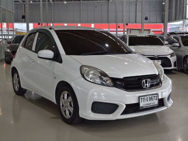 Honda Brio 2017 1.2 V Sedan เบนซิน ไม่ติดแก๊ส เกียร์อัตโนมัติ ขาว