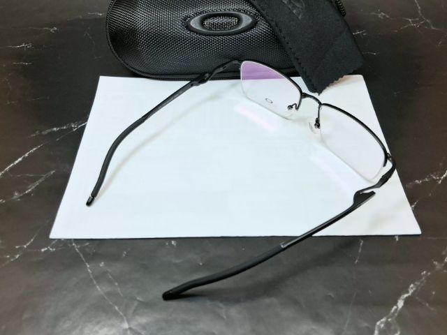 กรอบแว่นตา Oakley  รูปที่ 6