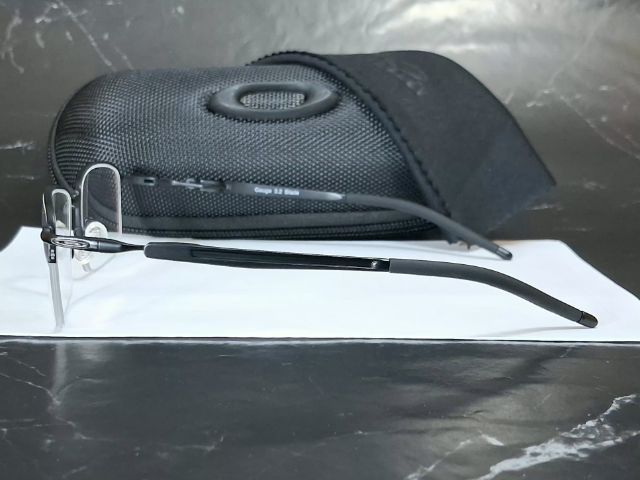 กรอบแว่นตา Oakley  รูปที่ 5