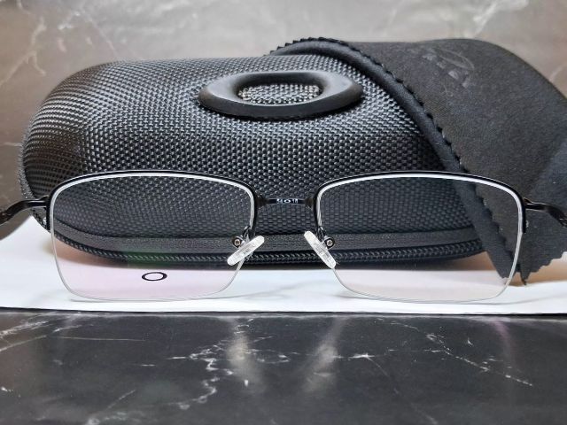 กรอบแว่นตา Oakley  รูปที่ 7