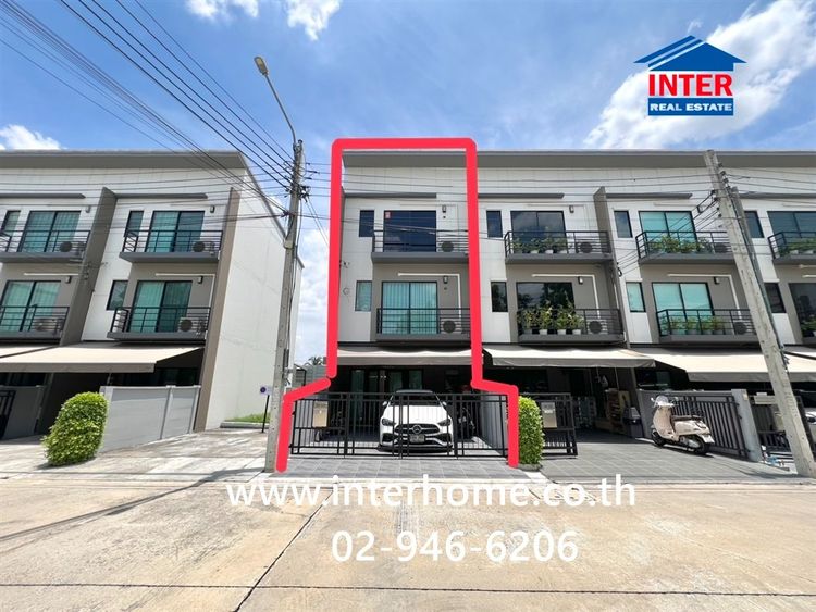 ทาวน์โฮม 3 ชั้น 20.3 ตร.ว. หมู่บ้านบ้านกลางเมือง รามอินทรา-วงแหวน ซอย01กาญจนาภิเษก6-1 ถนนคู่ขนานกาญจนาภิเษก ถนนคู้บอน เขตบางเขน กรุงเทพ