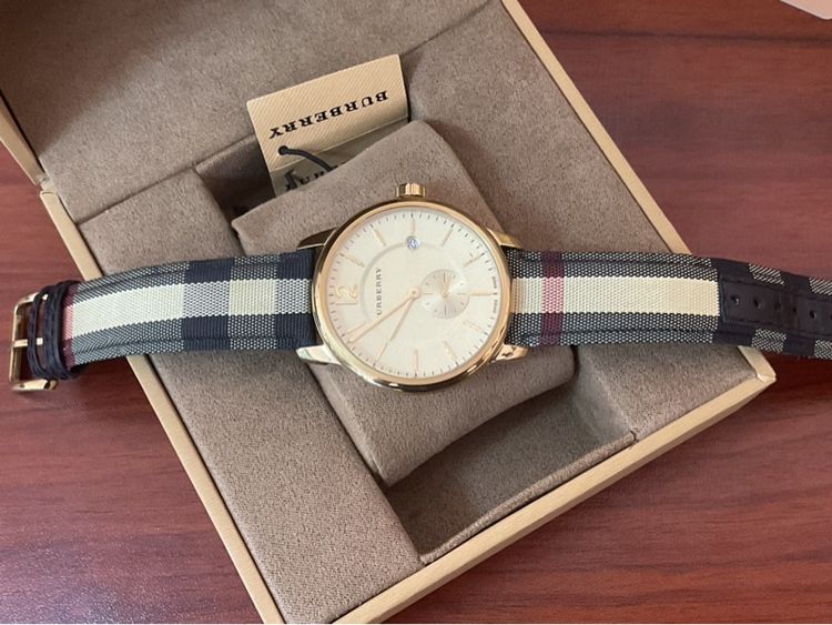 นาฬิกา Burberry รุ่น BU10001 รูปที่ 4