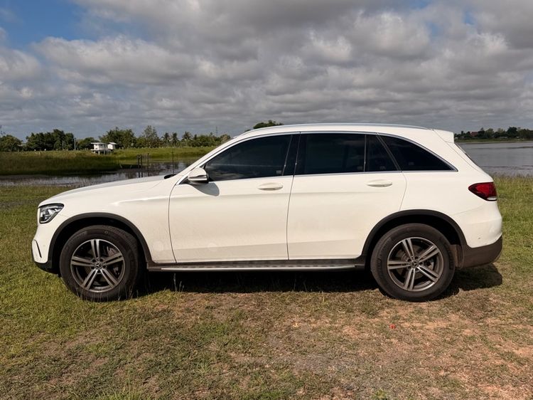 Mercedes-Benz GLC-Class 2020 GLC220d Utility-car ดีเซล ไม่ติดแก๊ส เกียร์อัตโนมัติ ขาว รูปที่ 4