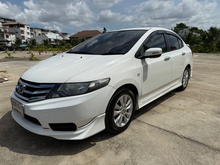 รถ Honda City 1.5 V i-VTEC สี ขาว