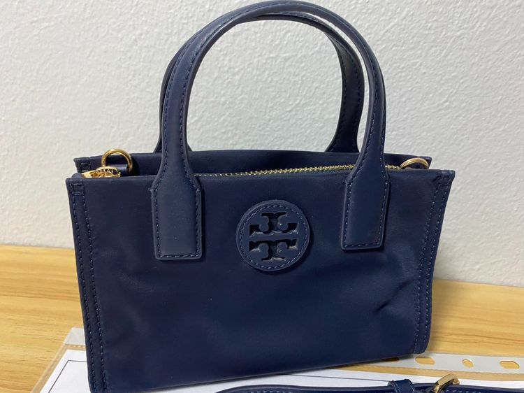 Tory Burch 146437 Ella Nylon Mini Tote Bag สีกรมท่า รูปที่ 10
