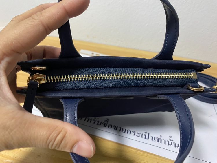 Tory Burch 146437 Ella Nylon Mini Tote Bag สีกรมท่า รูปที่ 6