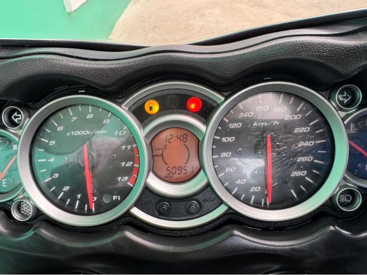 Suzuki Hayabusa 1340 cc. สีขาวปี11จด14  รูปที่ 14