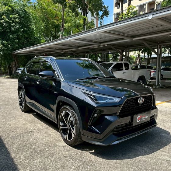 รถ Toyota Yaris Cross 1.5 HEV Premium Luxury สี ดำ