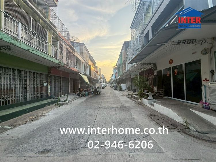 อาคารพาณิชย์ 3 ชั้น 14 ตร.ว. อาคารพาณิชย์ ซอยสุขุมวิท95 ถนนสุขุมวิท ถนนซอยพึ่งมี เขตพระโขนง กรุงเทพมหานคร รูปที่ 4