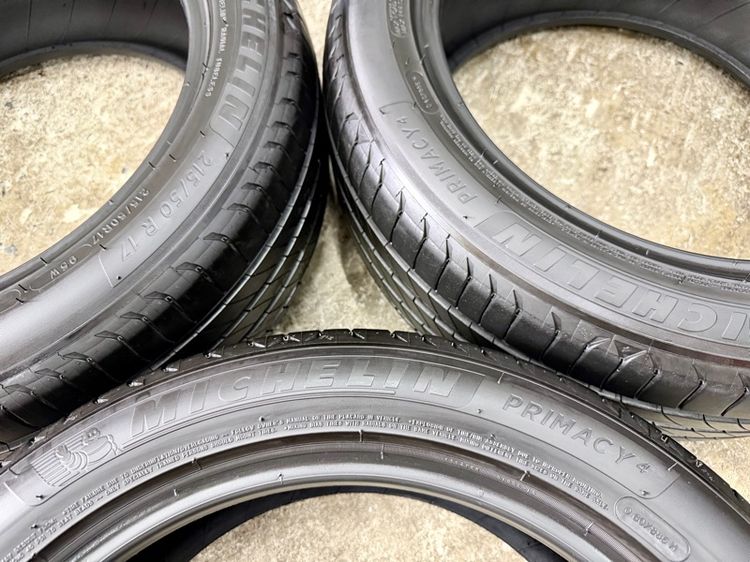 ยางขอบ 17” ยี่ห้อ MICHELIN รุ่น PARIMACY4 ขนาด 215-50R17 ปี 24 ดอกยางสวยครับหน้ายางยังเห็นอยู่ ไม่มีปะ ไม่บวมรับประกัน