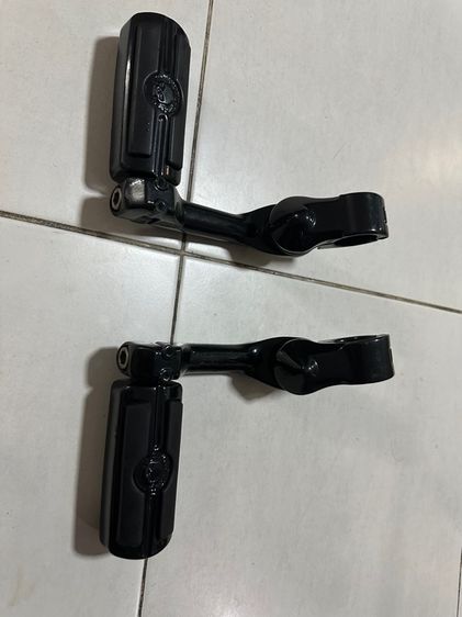 อื่นๆ ขายชุดพักเท้าแต่ง Harley-Davidson ของแท้ (พร้อมขาจับ) สภาพสวย พร้อมใช้งาน