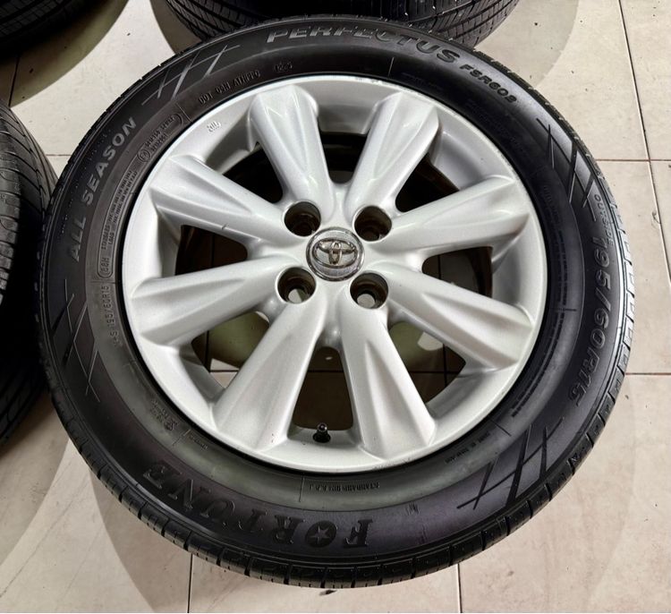 TOYOTA 15 4รู100 พร้อมยาง195 60 15  รูปที่ 4