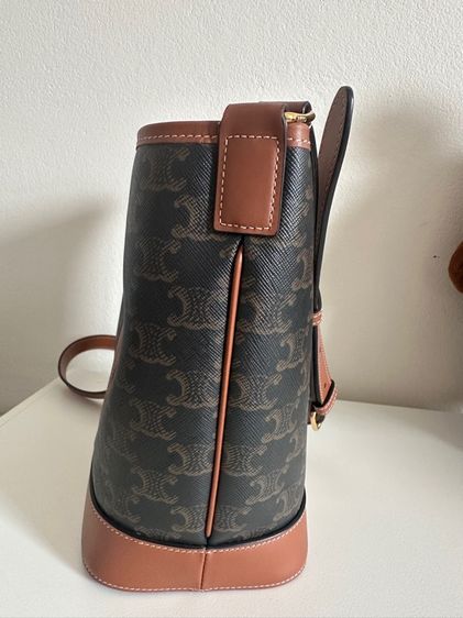 CELINE SMALL BUCKET BAG IN TRINHÉ CANVAS AND CALFSKIN LEATHER รูปที่ 7