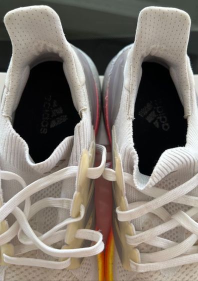 ขายถูก Adidas Ultraboost light size 40-255cm ของแท้ นุ่มเบาสบาย รูปที่ 6