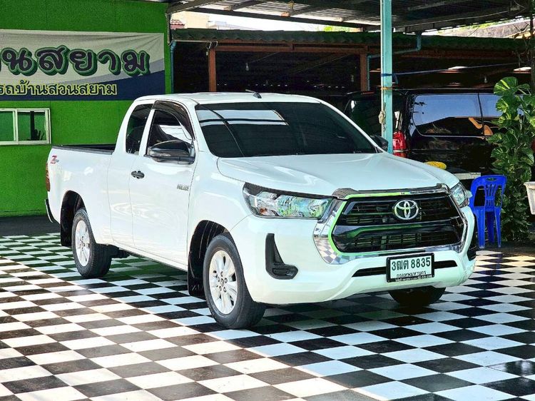 รถ Toyota Hilux Revo 2.4 Z Edition Entry สี ขาว