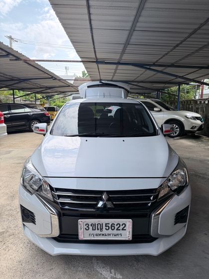 รถ Mitsubishi Mirage 1.2 GLX สี ขาว