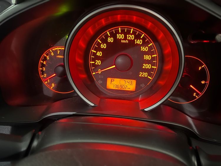 รถ Honda Jazz 1.5 S สี ดำ